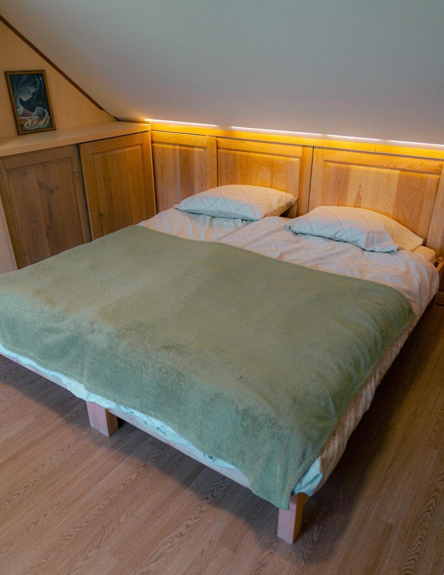 Country Retreat, Near Ljubljana City, Apartma Na Vasi, Blizu Mesta Ljubljana Apartman Medvode Kültér fotó